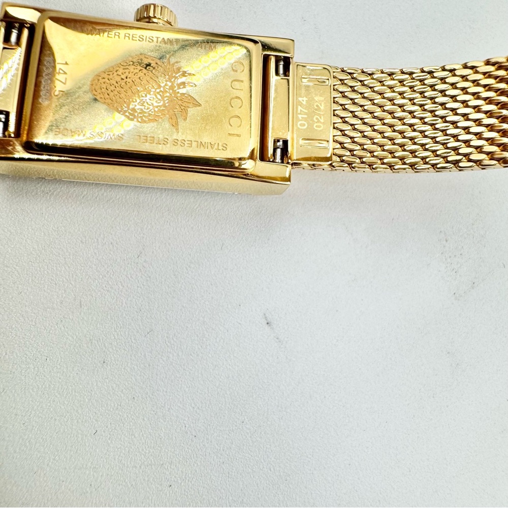 Gucci Women's Swiss G-Frame Gold-Tone Stainless Steel Mesh Bracelet Watch - Picture 6 of 8